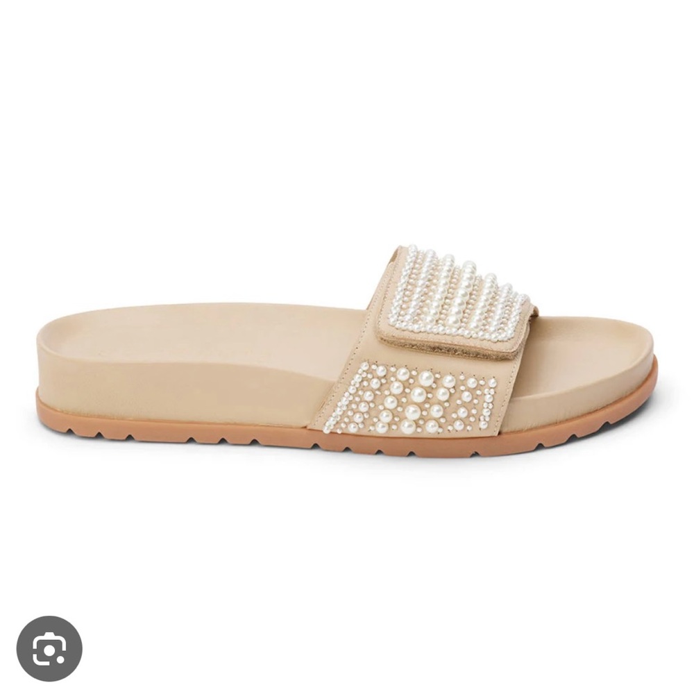 Coconuts by Matisse Tan Slide Sandals - Picture 1 of 3